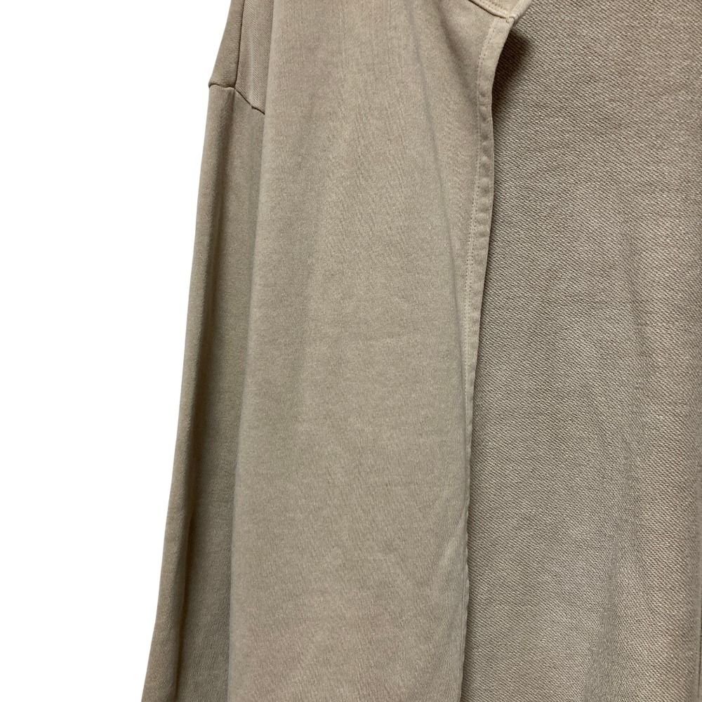 https://assets.mercari-shops-static.com/-/large/plain/2JX6QJ7d7FrEJZRim7dbvu.jpg@jpg
