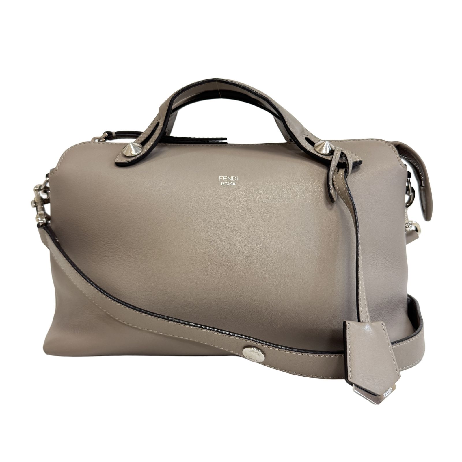 FENDI フェンディ バイ ザ ウェイ ミディアム レザー 2WAY ハンドバッグ ショルダーバッグ グレー グレージュ レディース 鞄 ブランド 中古ブランド バッグ