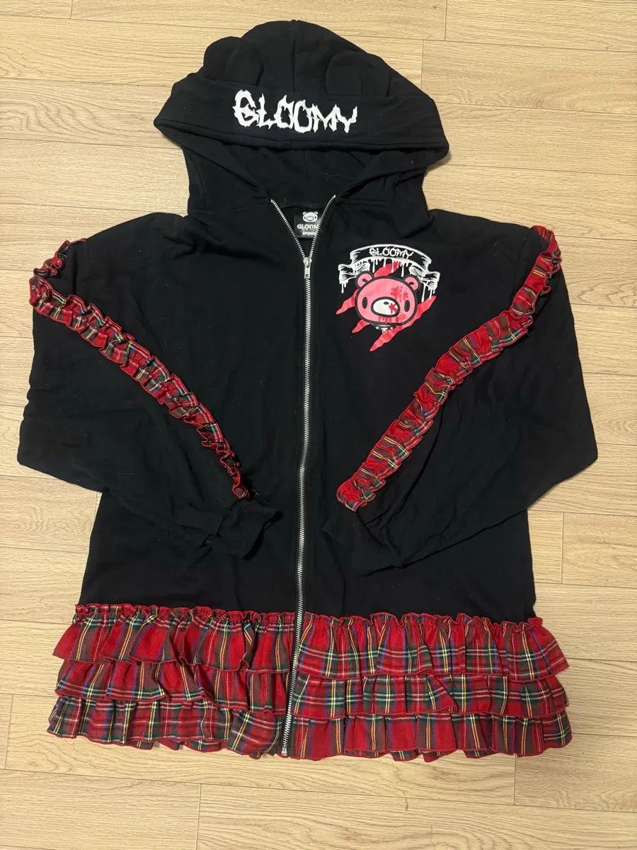 いたずらぐまのグル～ミ～(グルーミー) レッド タータンチェック パンク フードジップアップ (MAD PUNK 原宿 サブカルチャー キャラチェンジ なな MISSA 地雷系) 22,566円