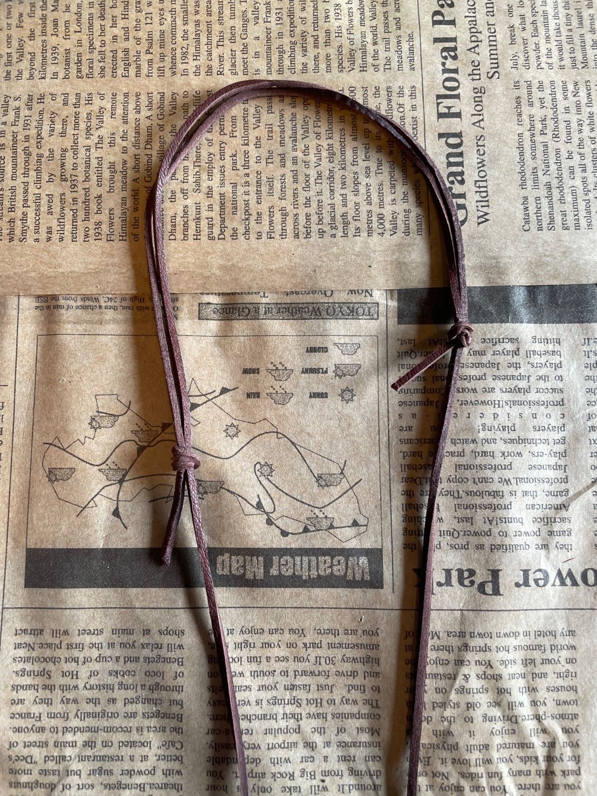 Vintage spoon pendant in nickel silver (GAW, white-heart beads × deerskin cord) 6