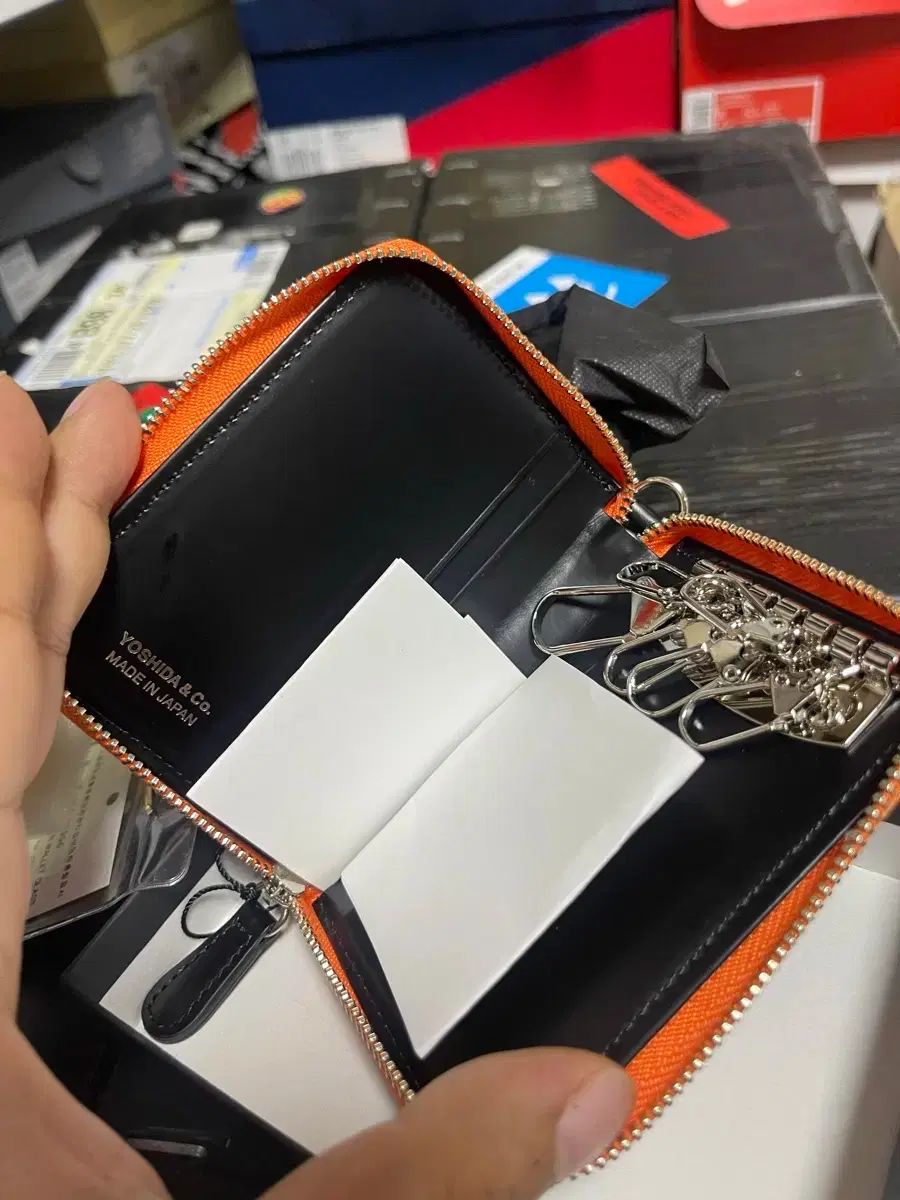 ポーター ブラック オレンジ ジッパー 二つ折り財布 - メルカリ
