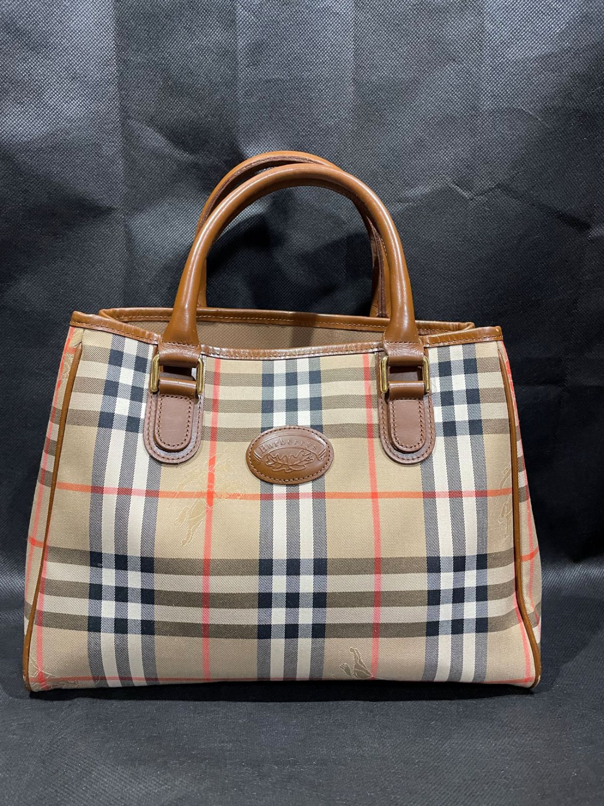 【商品タイトル案】【希少】Burberrys トートバッグ ノバチェック シャドーホース レザー 17,889円