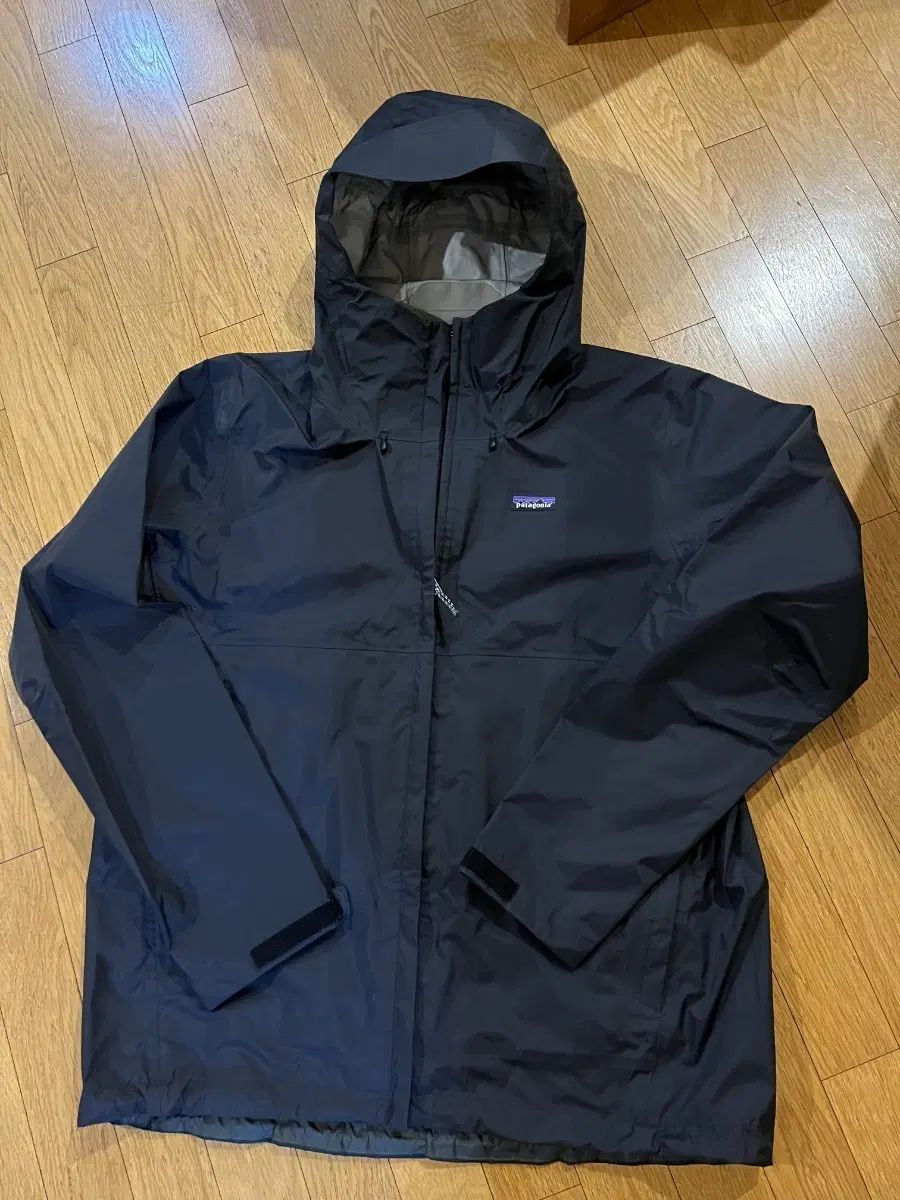 QR新モデル patagonia トレントシェル 3L ジャケット ブラック XL ウィンドブレーカー 登山 ランニング トレッキング ハイキング ゴープコア