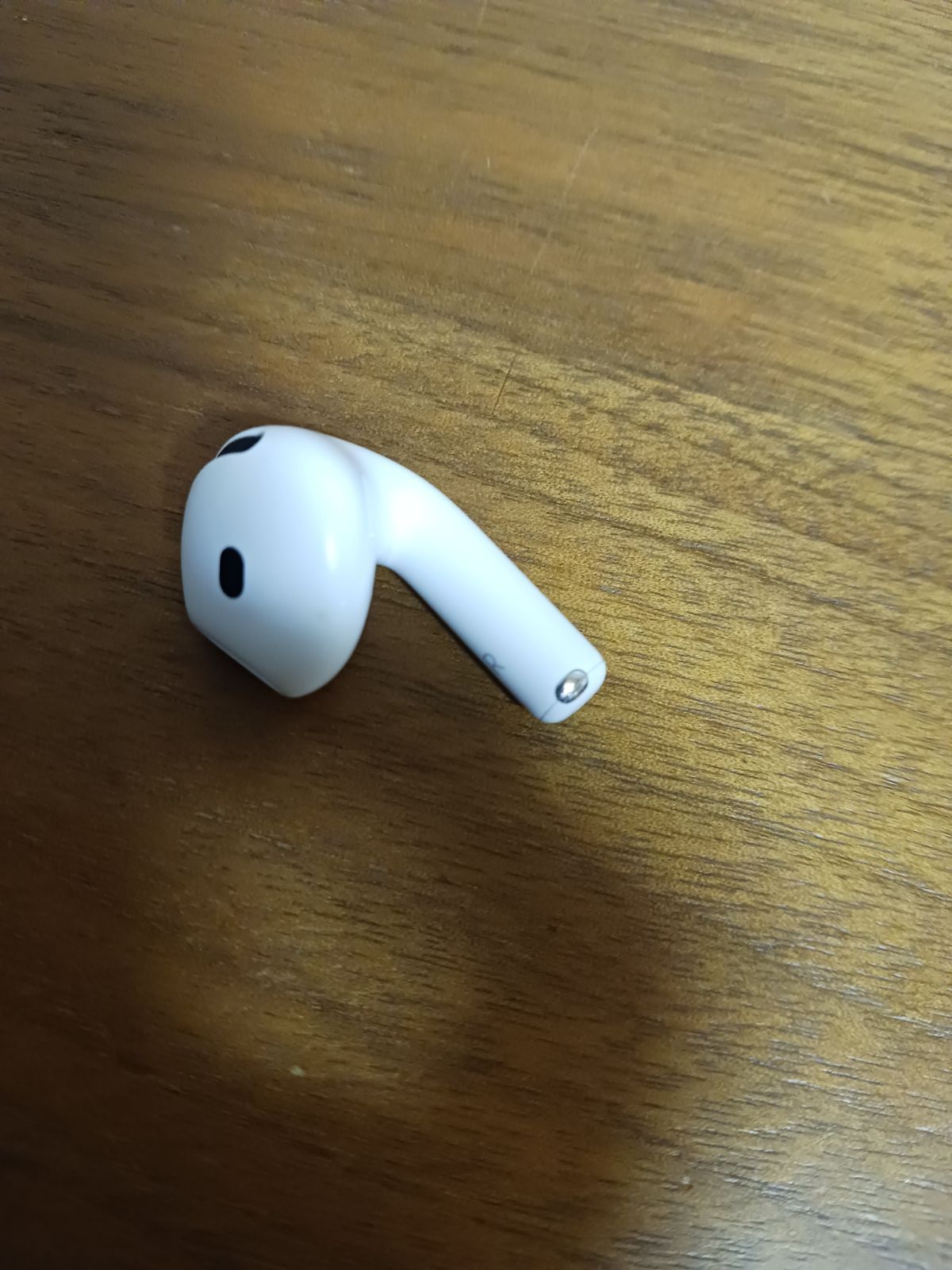 正規品）Apple AirPods 4世代 片耳 R片方 右耳 ノイズキャンセリング