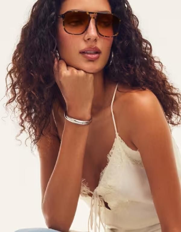 クアイオーストラリア レディース アクセサリー サングラス・アイウェア Quay Australia Quay On The Fly aviator sunglasses in yellow tort