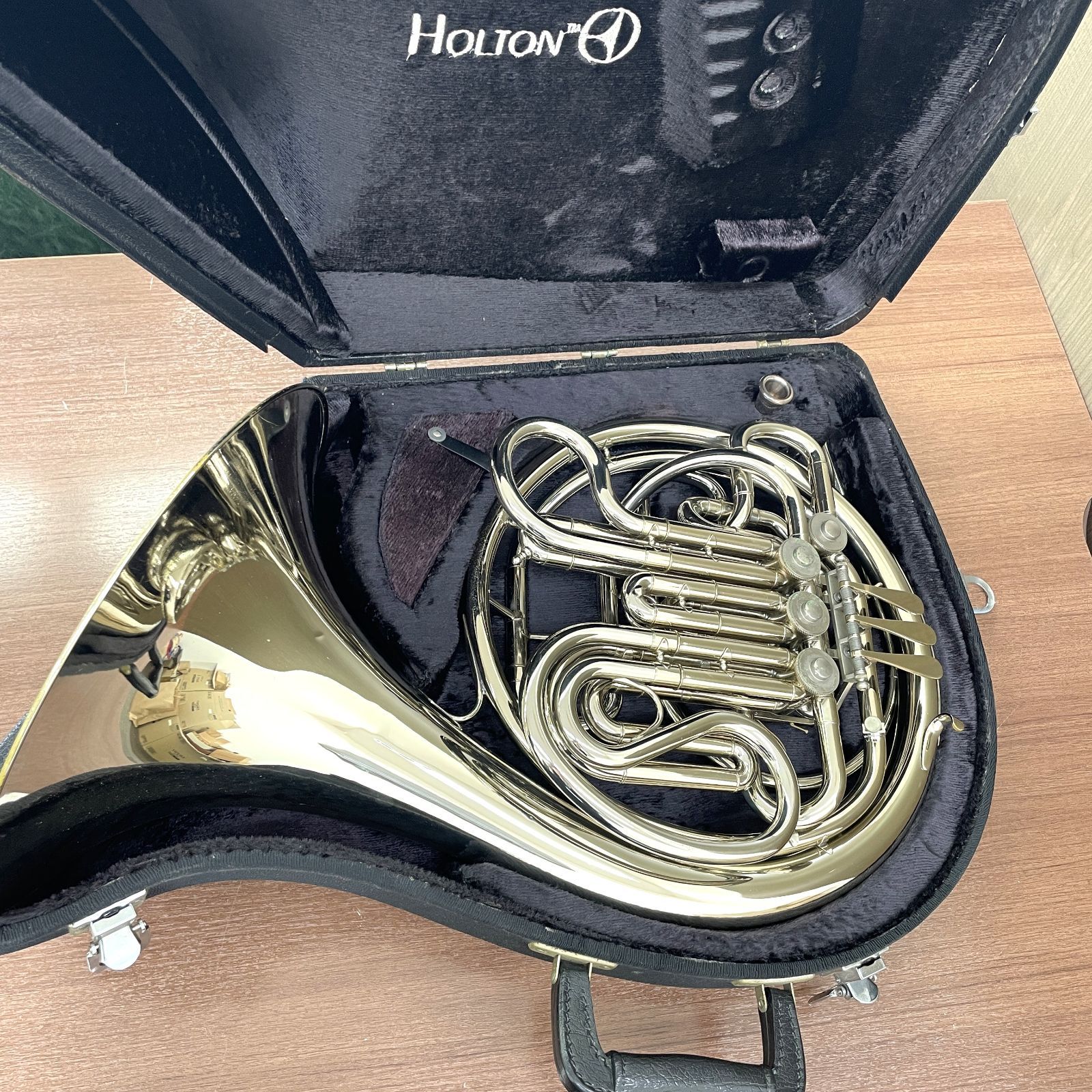 HOLTON/ホルトン フレンチホルン H379 本体 ハードケース付 動作未確認