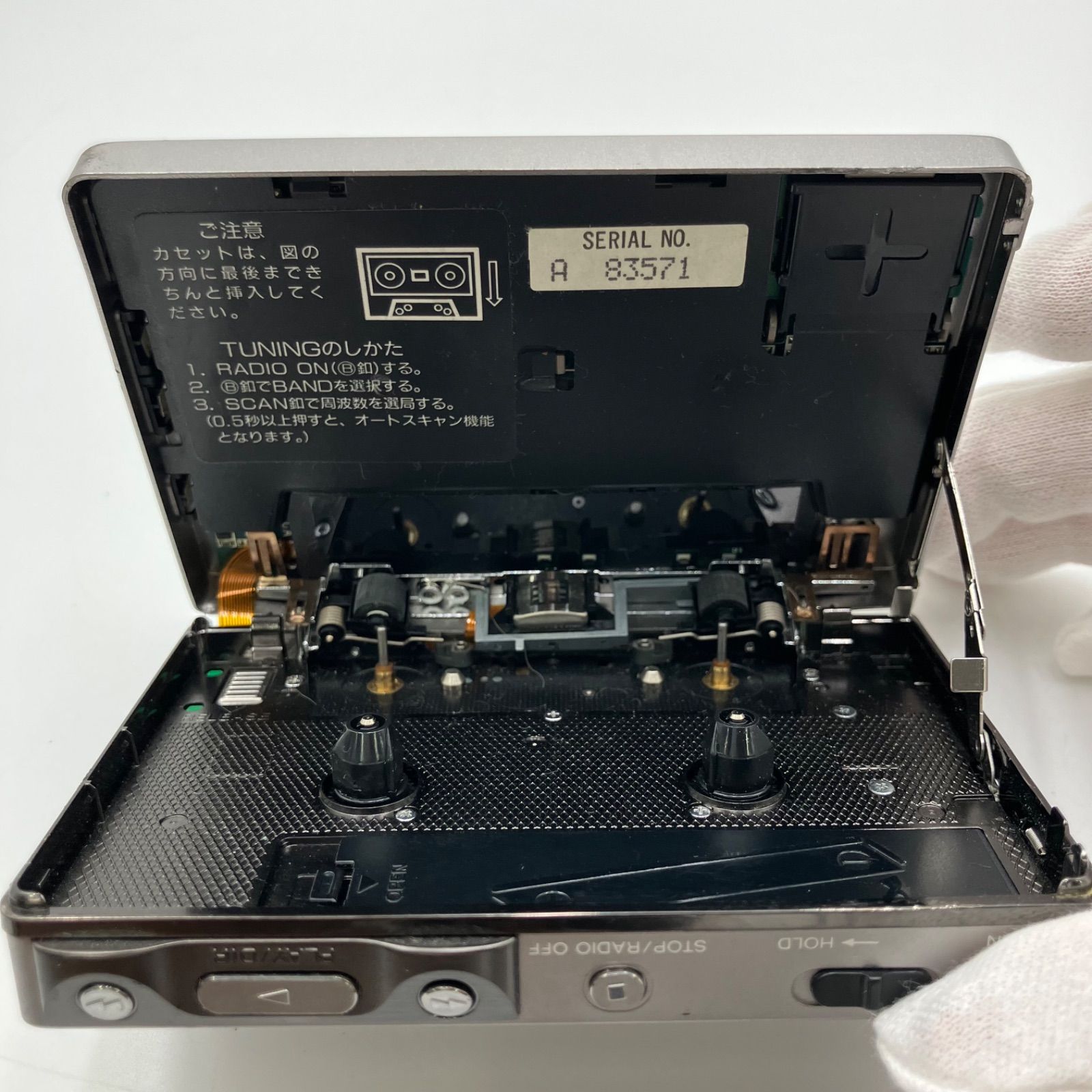 GA3759 SONY WALKMAN WM-F702 ソニー ポータブルカセットプレイヤー