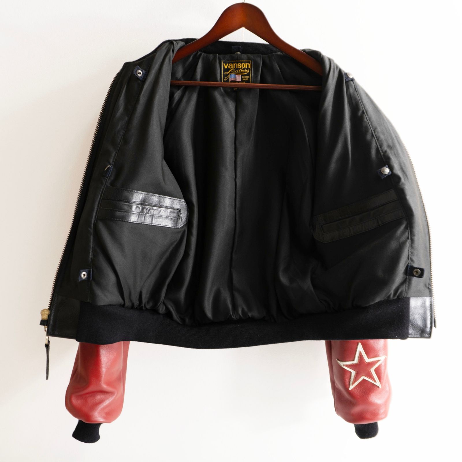 美品】 VANSON 【TJP オールレザー スタジャン】38 ブラック レッド