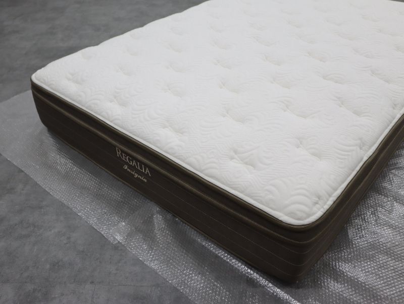 マットレス IDC大塚家具 REGALIA INSIGNIA 美品 REGALIA レガリア KINGSDOWN キングスダウン IDC大塚家具