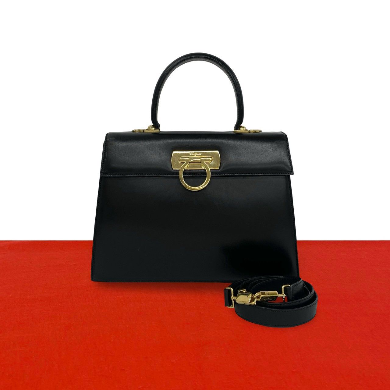 極 美品 Salvatore Ferragamo サルヴァトーレフェラガモ ガンチーニ