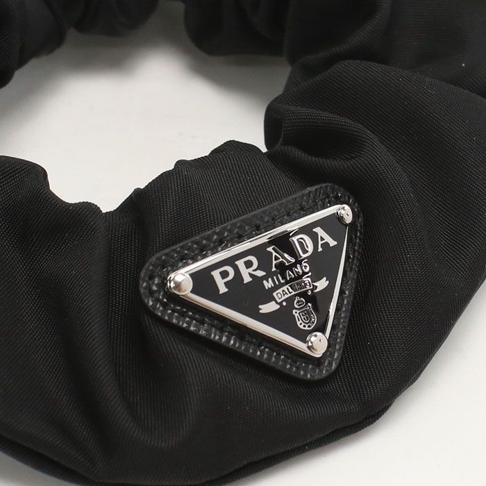 PRADA プラダ シュシュ 1IF015 TESSUTO トライアングルロゴ ブラック