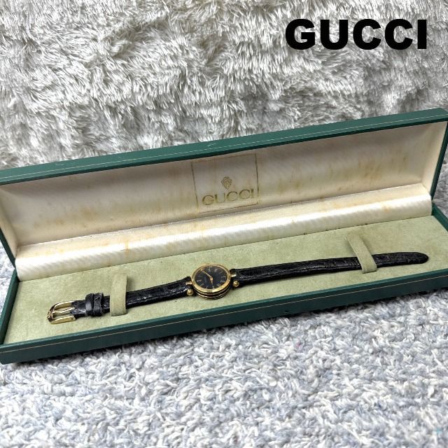 GUCCI グッチ ヴィンテージ腕時計 ブラック×ゴールド レザーベルト