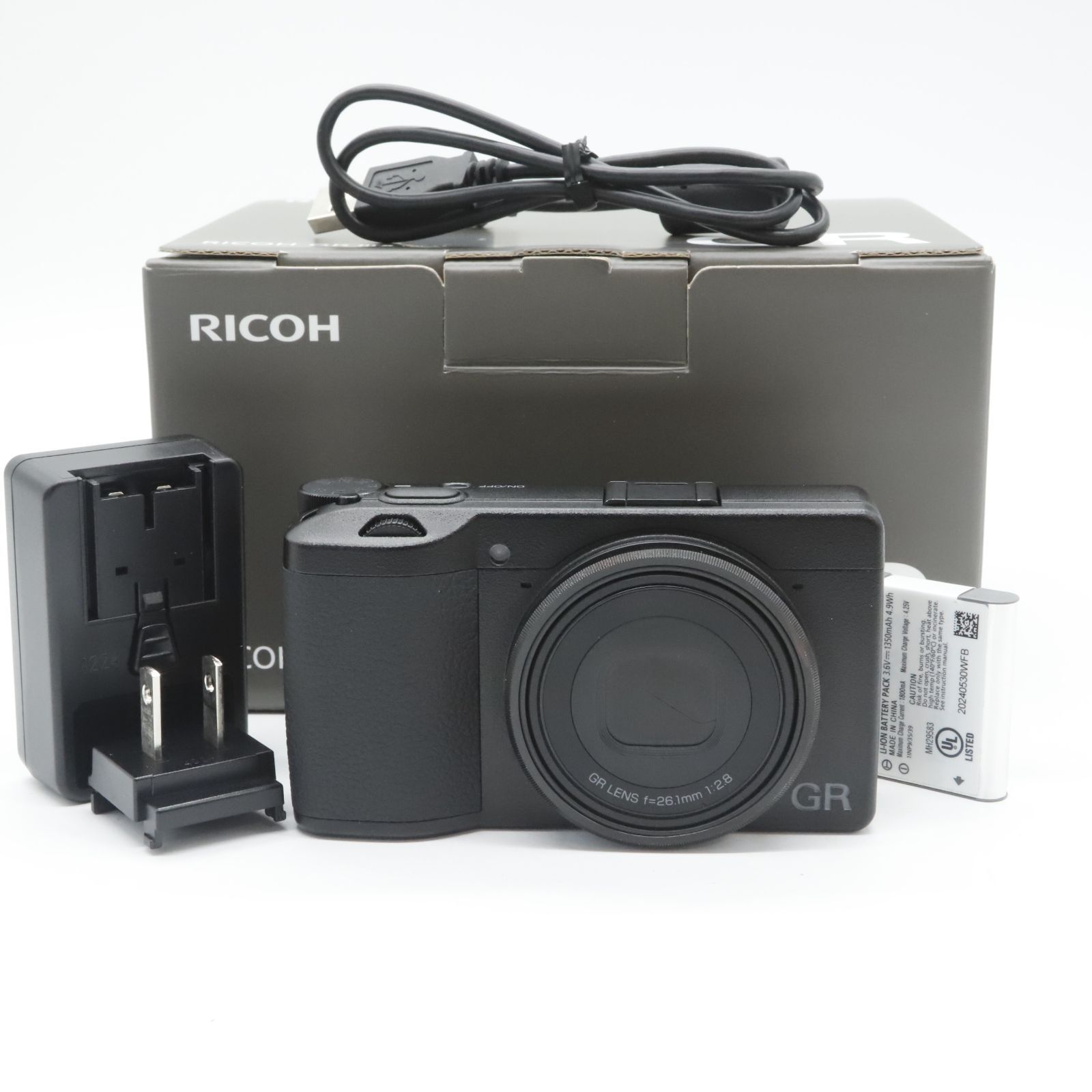 【シャッター回数1620回】■美品■ RICOH GR IIIx デジタルカメラ 【焦点距離 40mm / 24.2M /GRレンズ / 3軸・4段 手ぶれ補正機構 SR】