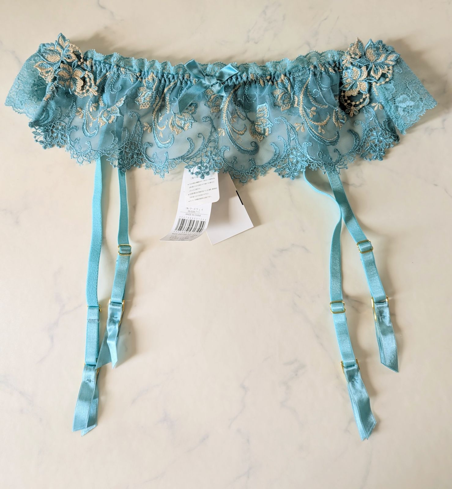 https://assets.mercari-shops-static.com/-/large/plain/2JXC9w5jqoUHqS5B4JUzP6.jpg@jpg