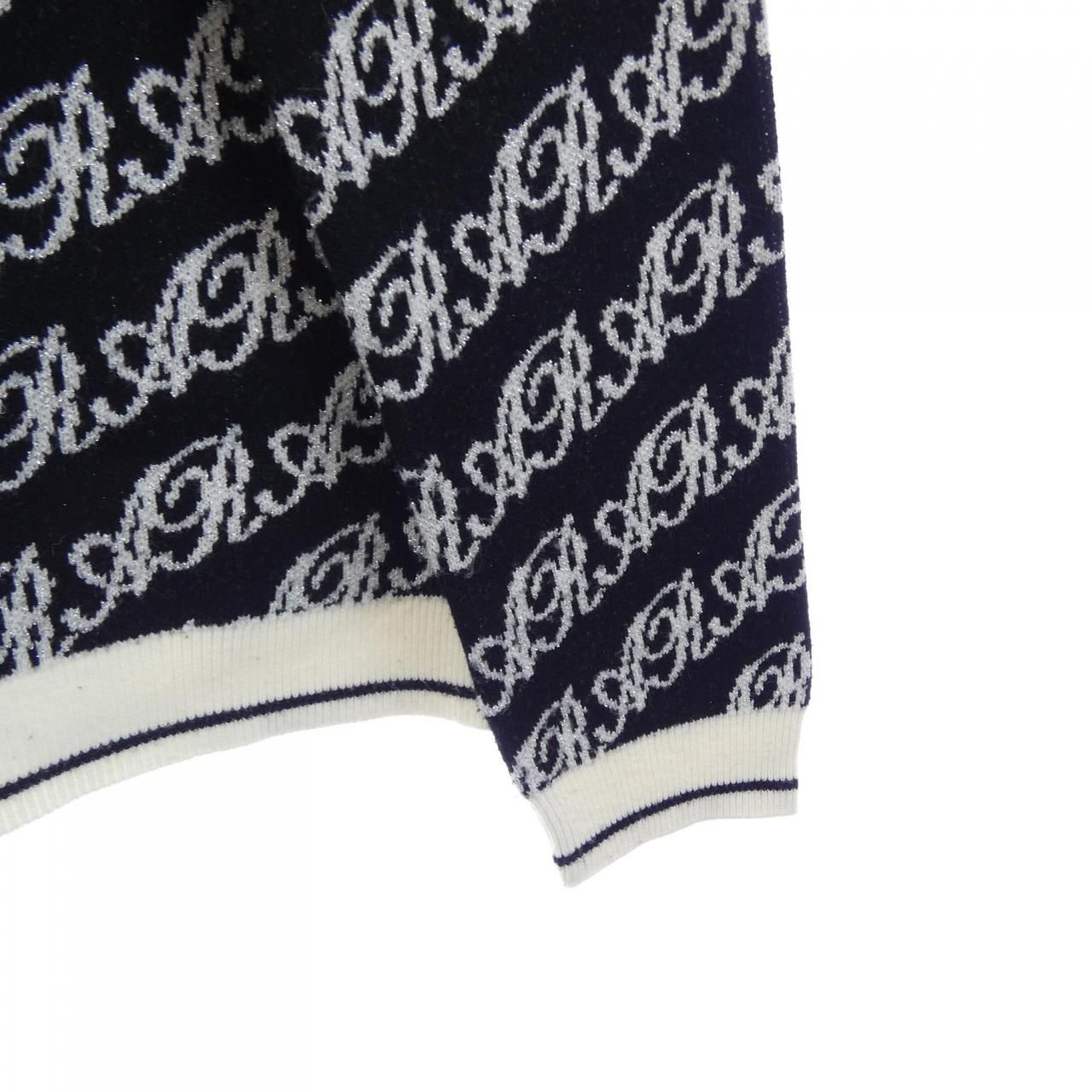 https://assets.mercari-shops-static.com/-/large/plain/2JXCMAqTxckNGjmkAmhGNg.jpg@jpg