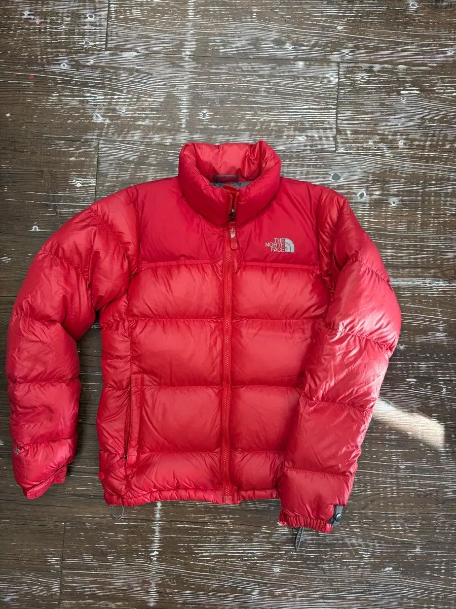 THE NORTH FACE ザノースフェイス ヌプシ レッド 700フィルパワー ダウンジャケット 10,358円