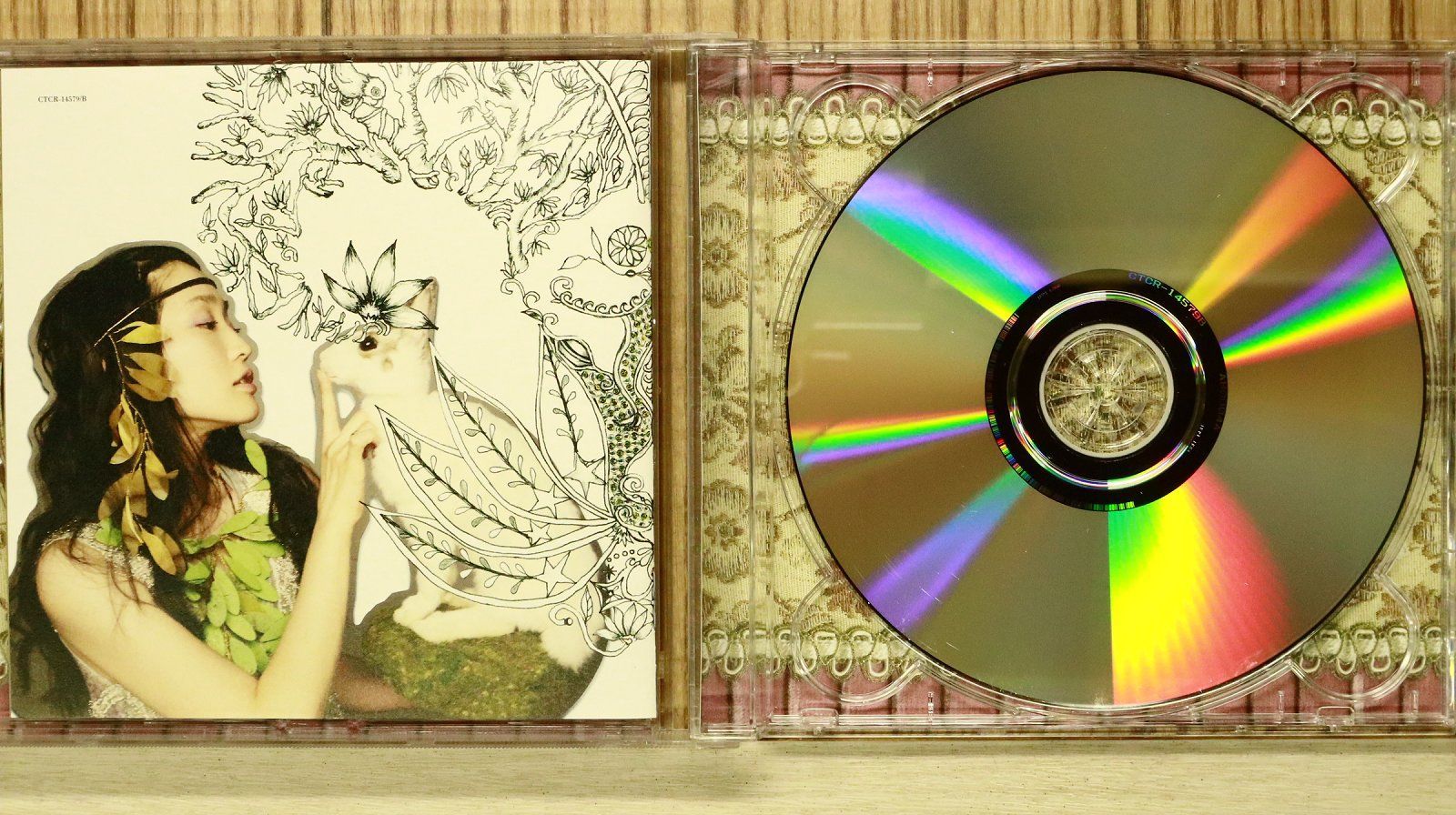 国内盤CD☆安藤裕子/YUKO ANDO□ chronicle.(DVD付) 【CTCR14579B
