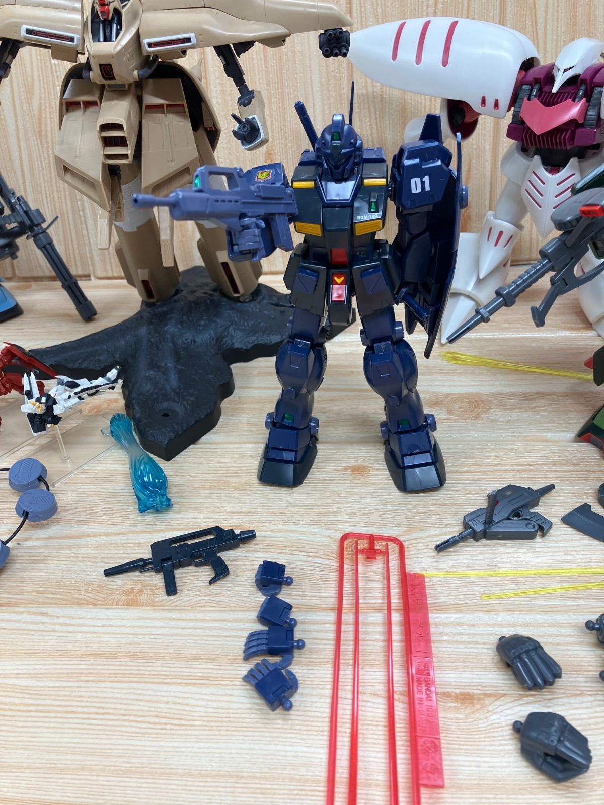 ガンプラセット販売バラ売り不可 ガンプラ セットA 組立済み6体 R8Y138 - メルカリ