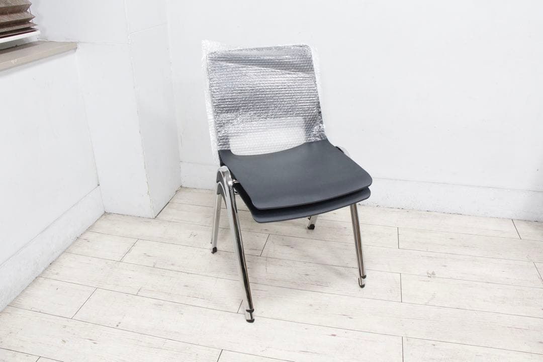【新品未使用】Cassina ixc.取扱 Interstuhl インタースツール VLEGS IS3 2脚セット