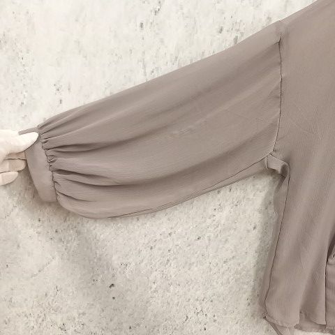 https://assets.mercari-shops-static.com/-/large/plain/2JXDYuBycqBztQPnuThp5D.jpg@jpg