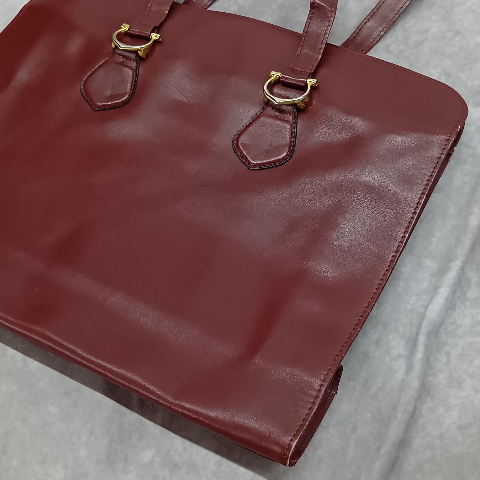 Cartier トートバッグ ボルドー 肩掛け ユニセックス カルティエ