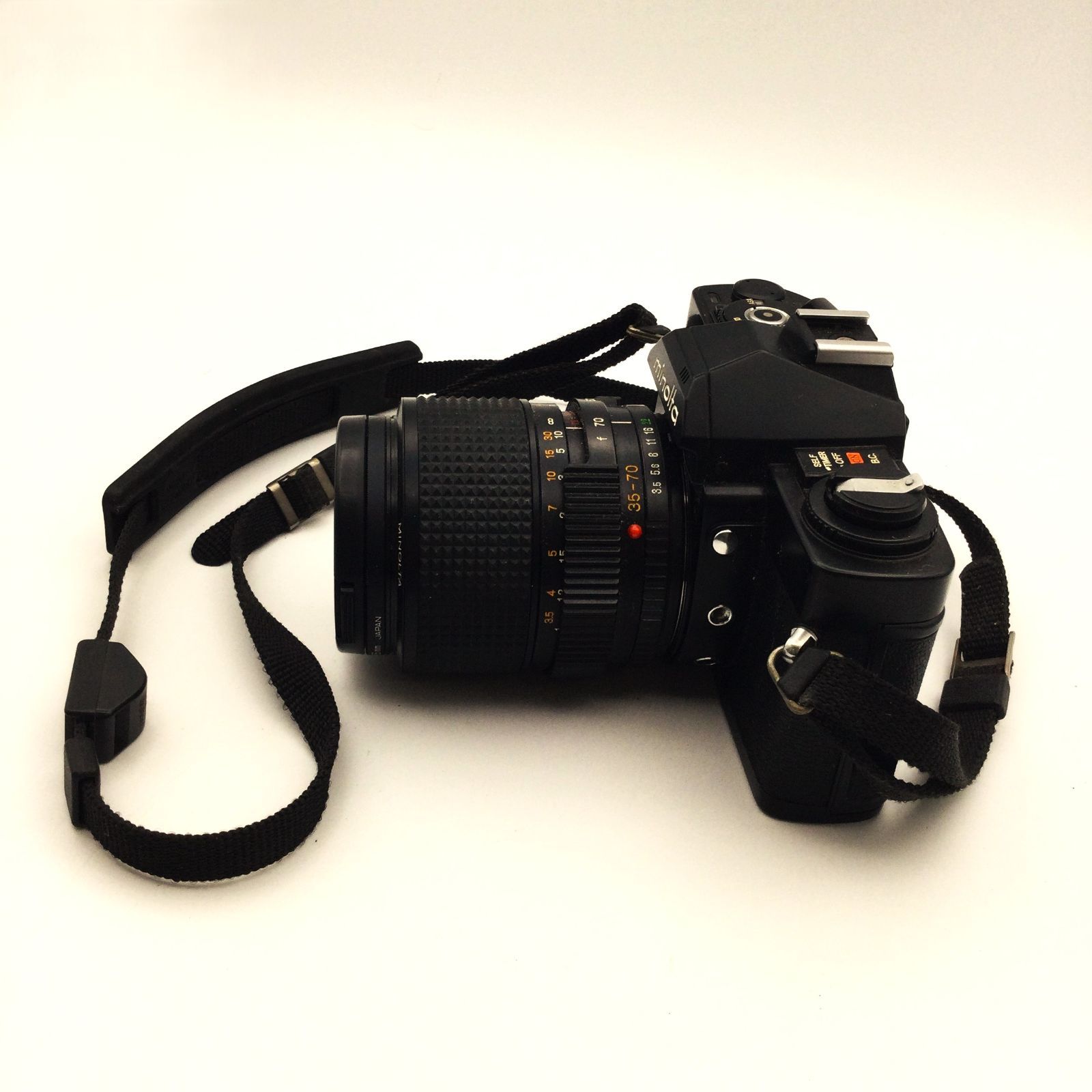 Minolta X-7 一眼レフカメラ 35-70mmレンズ付き キャップ有り #i00415