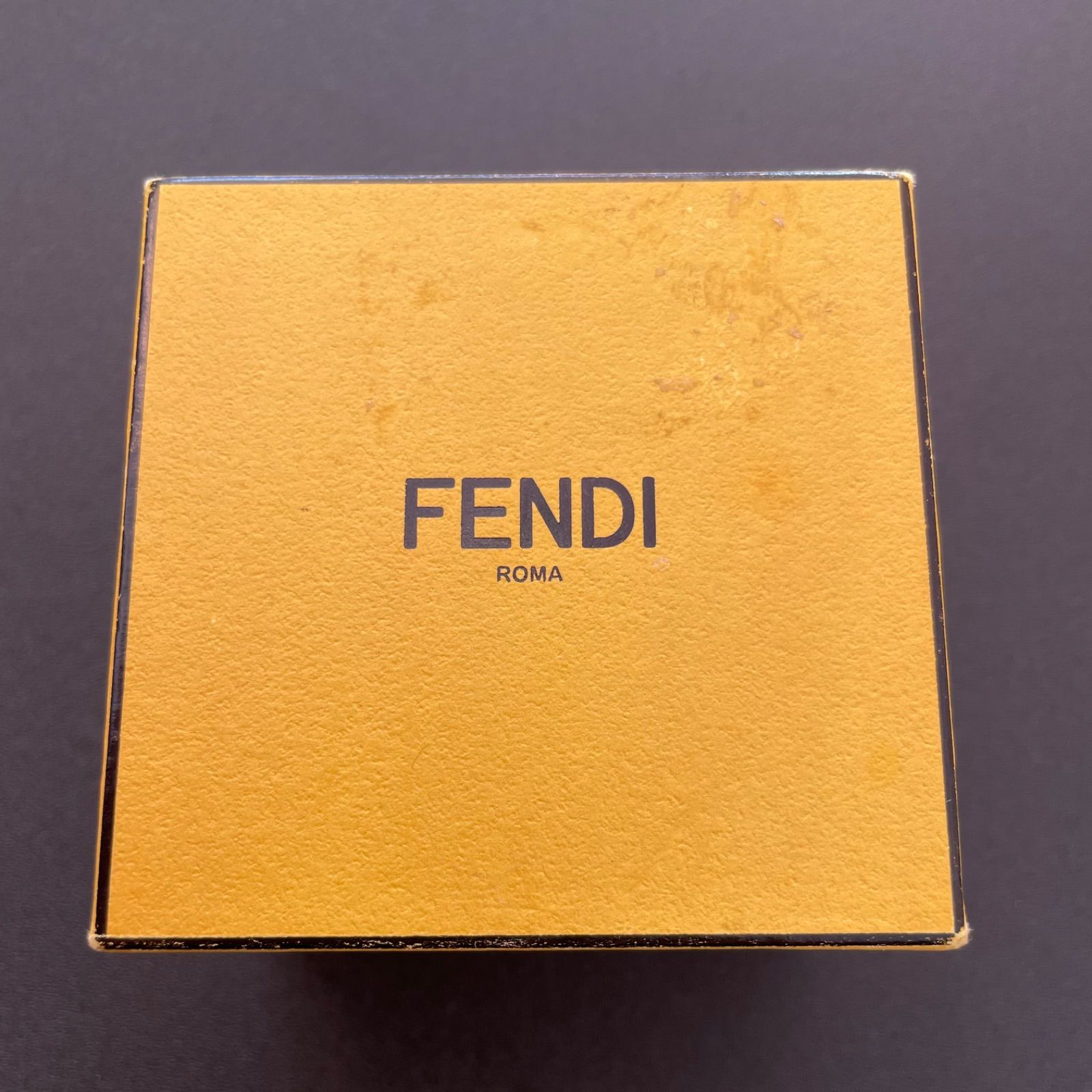 美品 フェンディ FENDI バゲット FFロゴ フープピアス 片耳 ゴールド
