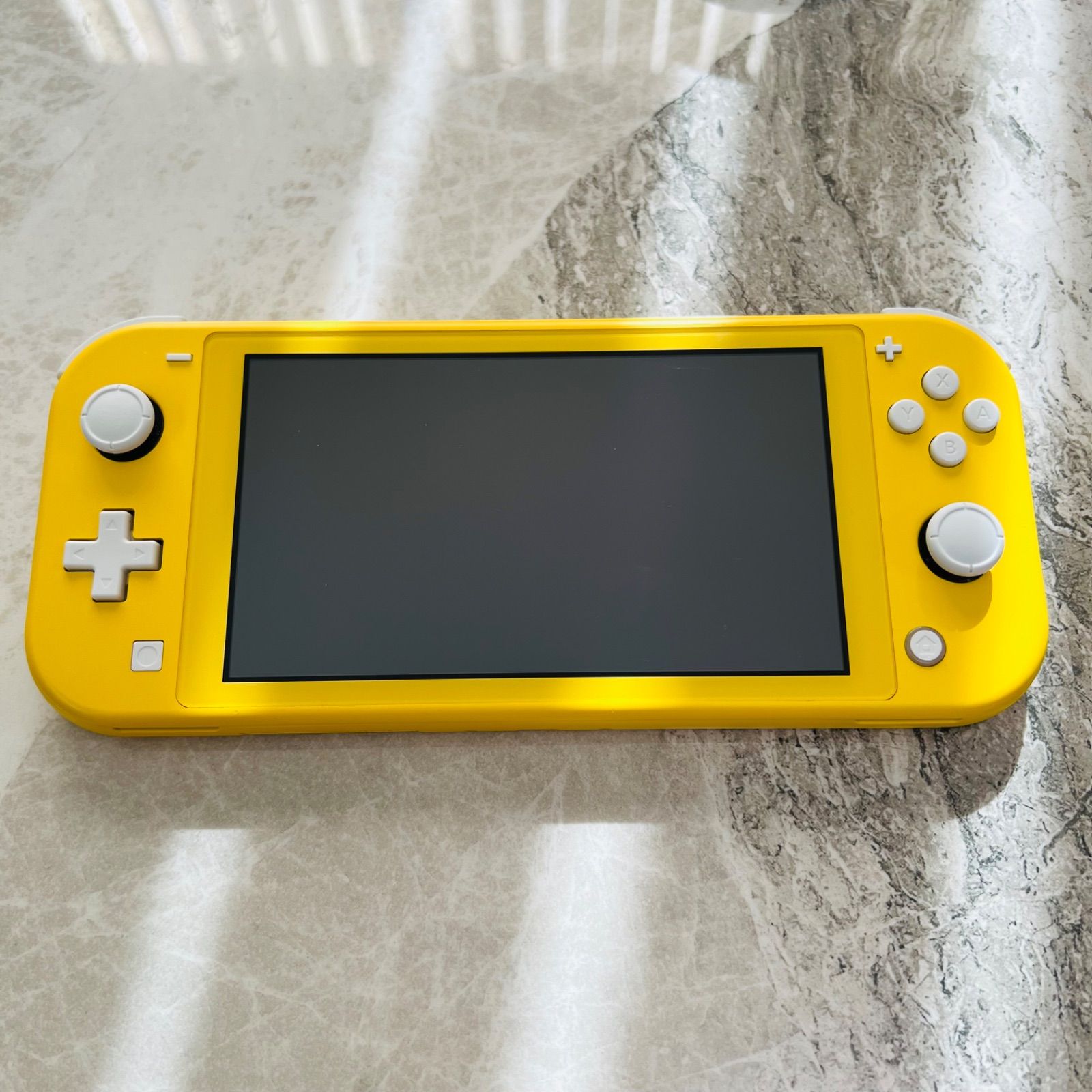 完動品】 Nintendo Switch lite イエロー - メルカリ