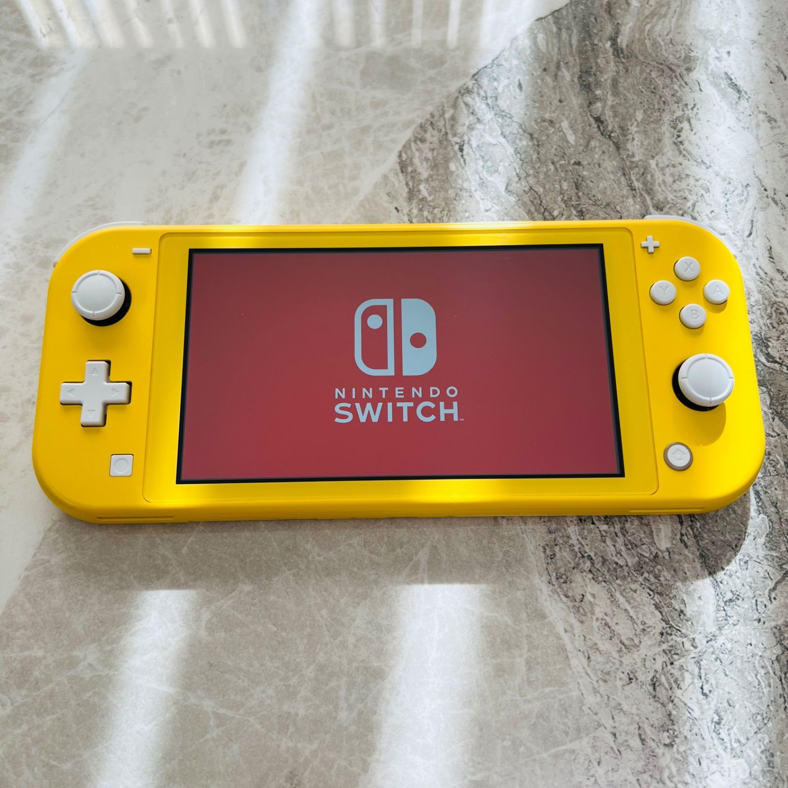 完動品】 Nintendo Switch lite イエロー - メルカリ