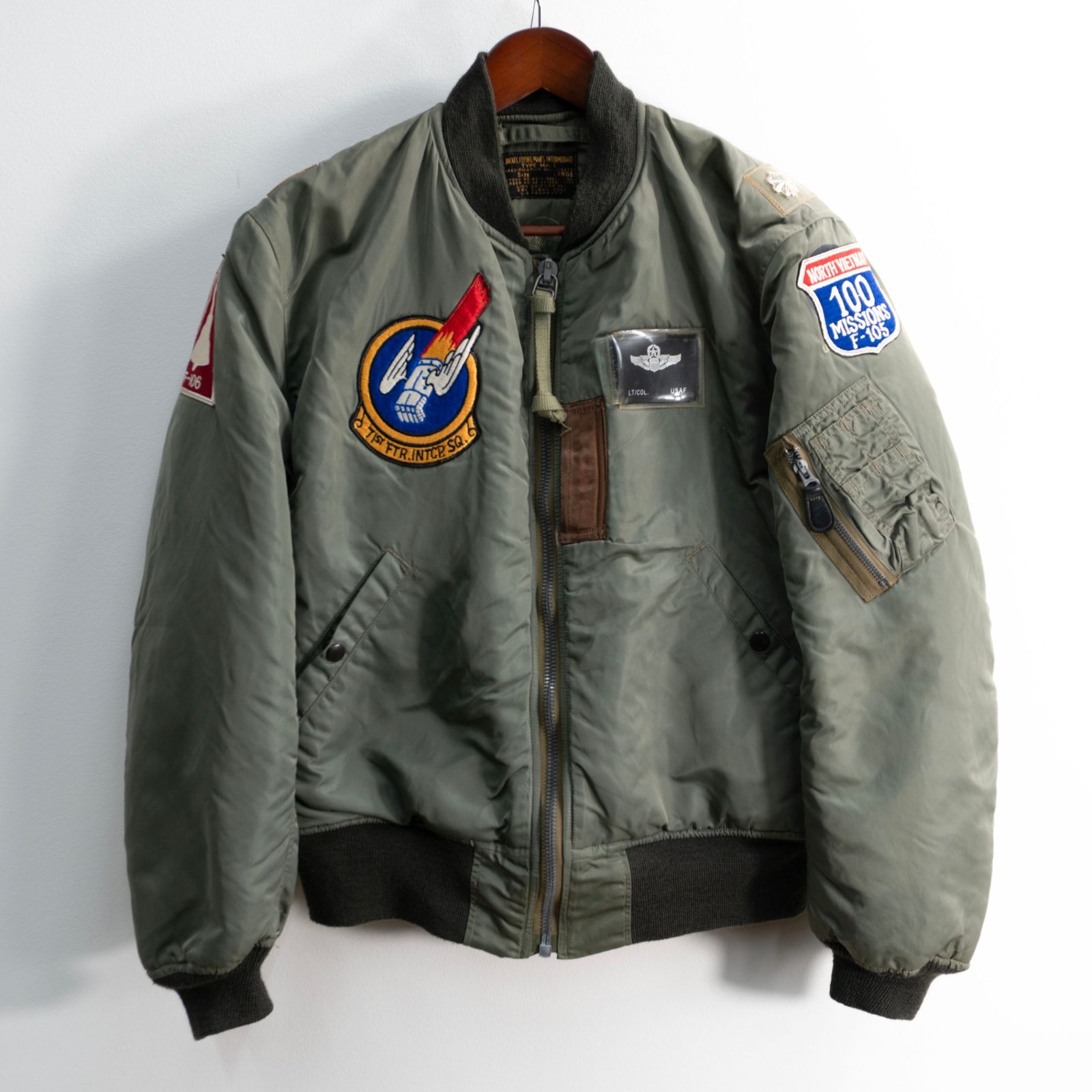 実名復刻/LION UNIFORM】BUZZ RICKSON'S【Type MA-1 フライト