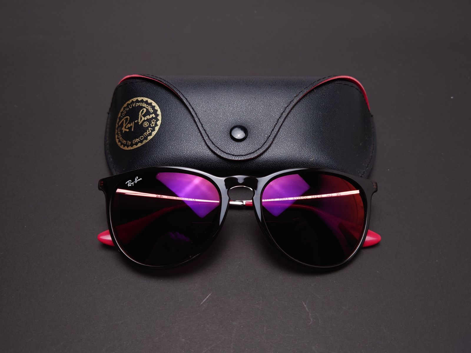 【美品✨人気モデル】Ray-Ban RB4171-F ERIKA RB刻印入り Ray-Ban ERIKA RB4171-F 6339/D0 サングラス レイバン ケース付き