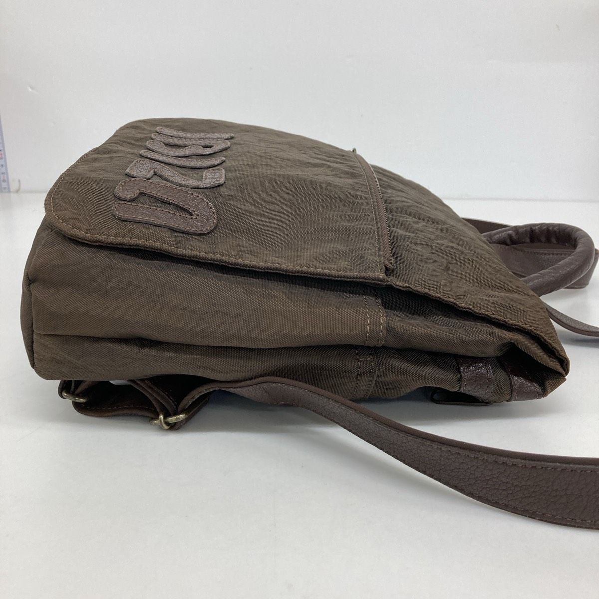 https://assets.mercari-shops-static.com/-/large/plain/2JXDypzVeetWvyunvCsQYx.jpg@jpg