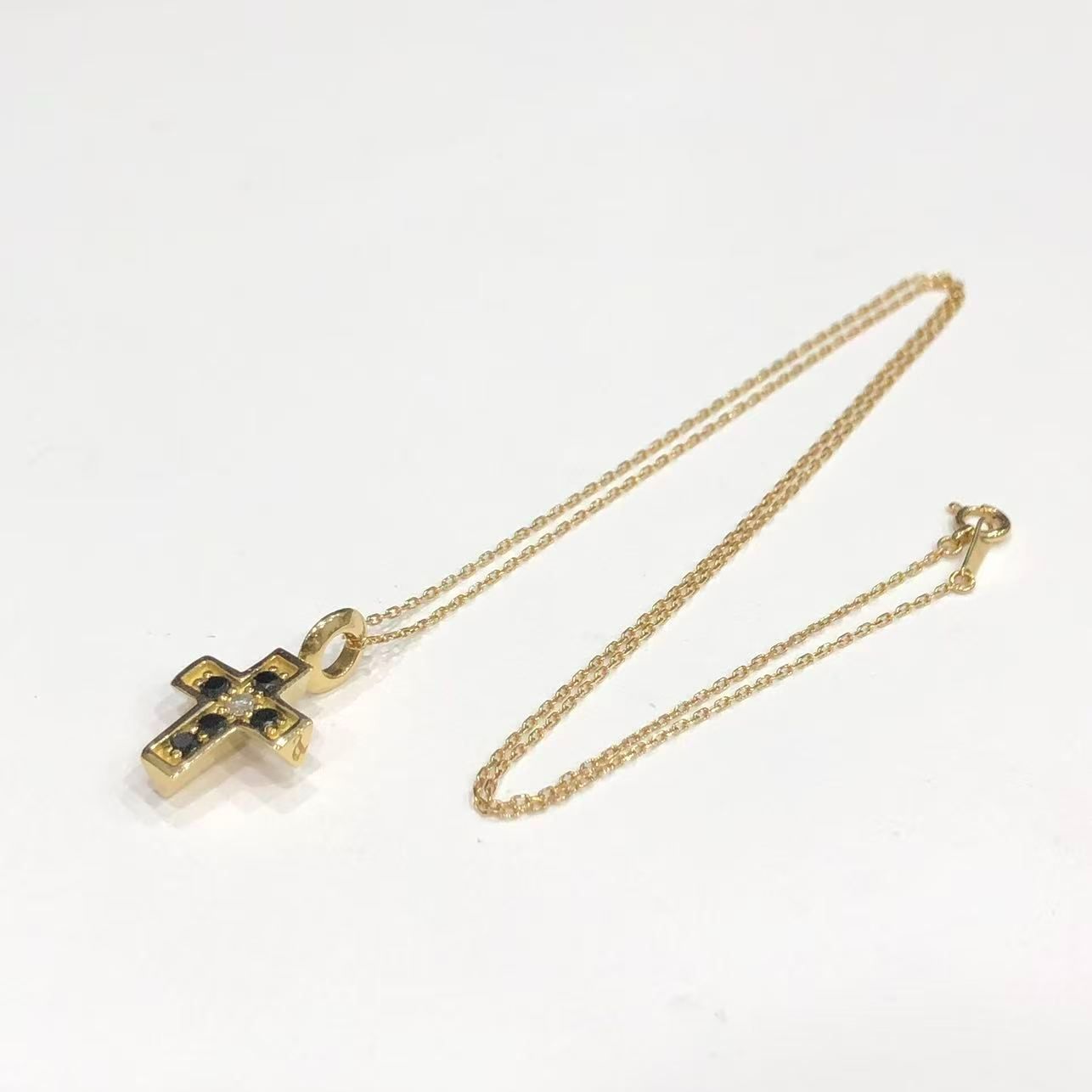アイファニー EYEFUNNY クロス ネックレス K18YG ダイヤモンド