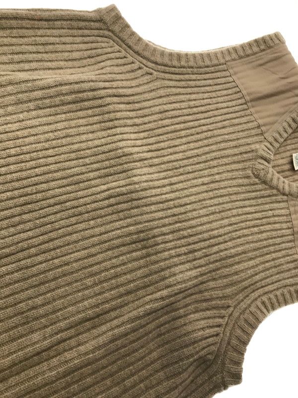 https://assets.mercari-shops-static.com/-/large/plain/2JXERgGmYMsiMr98qSwcJd.jpg@jpg