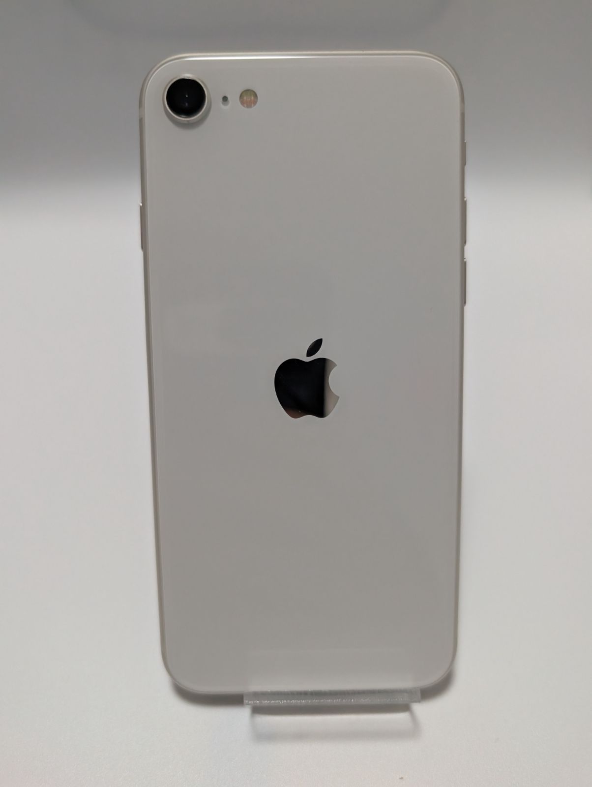 iPhone SE3 128GB スターライト 未使用に近い - メルカリ