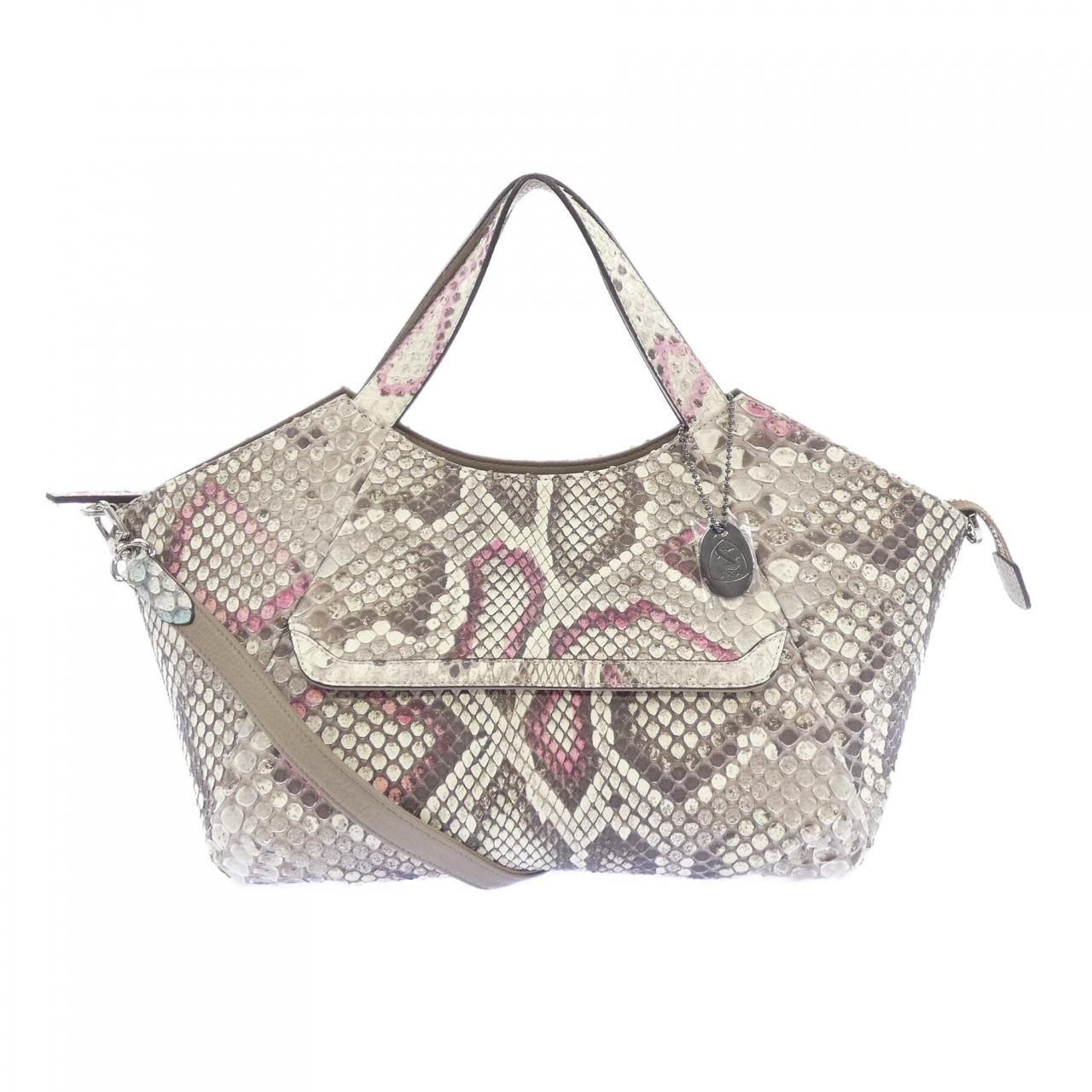 BAG 13,600円