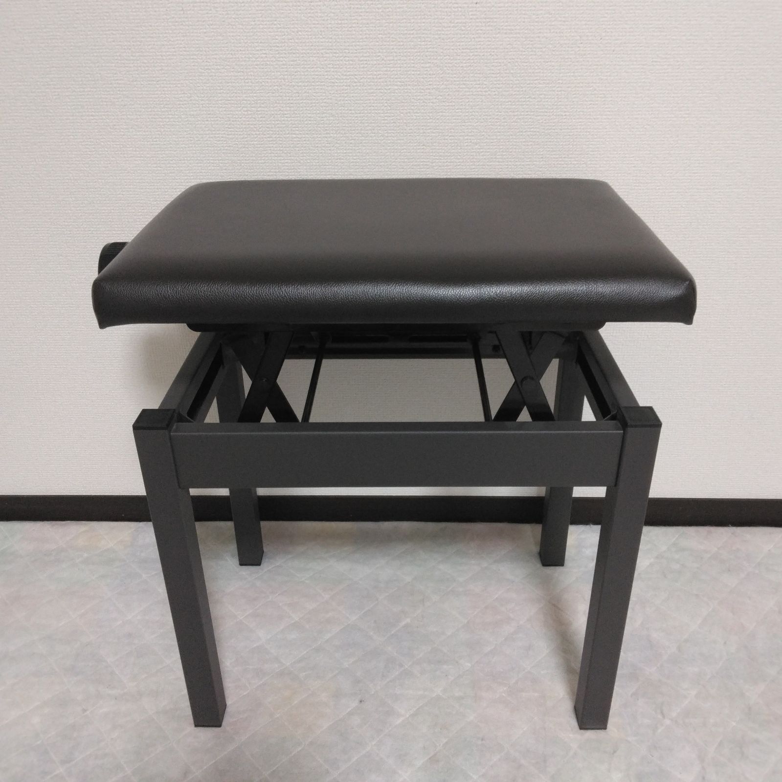 極美品】KAWAI / 河合楽器 ピアノ 高低自在椅子 WB-35B ブラック