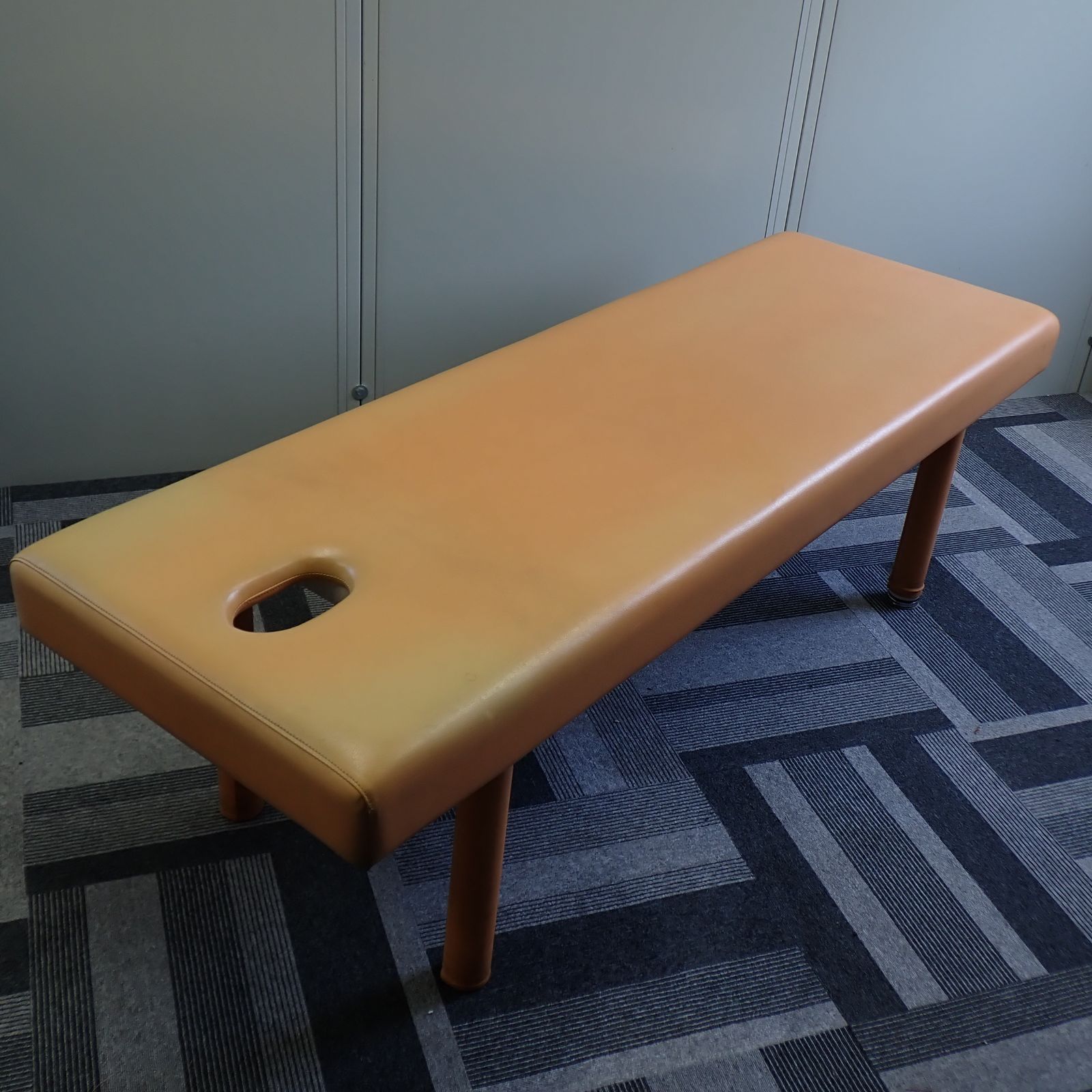 引き取り専用　エステベッド マッサージベッド 約180×61×高さ56cm オレンジ 施術台 エステベッド