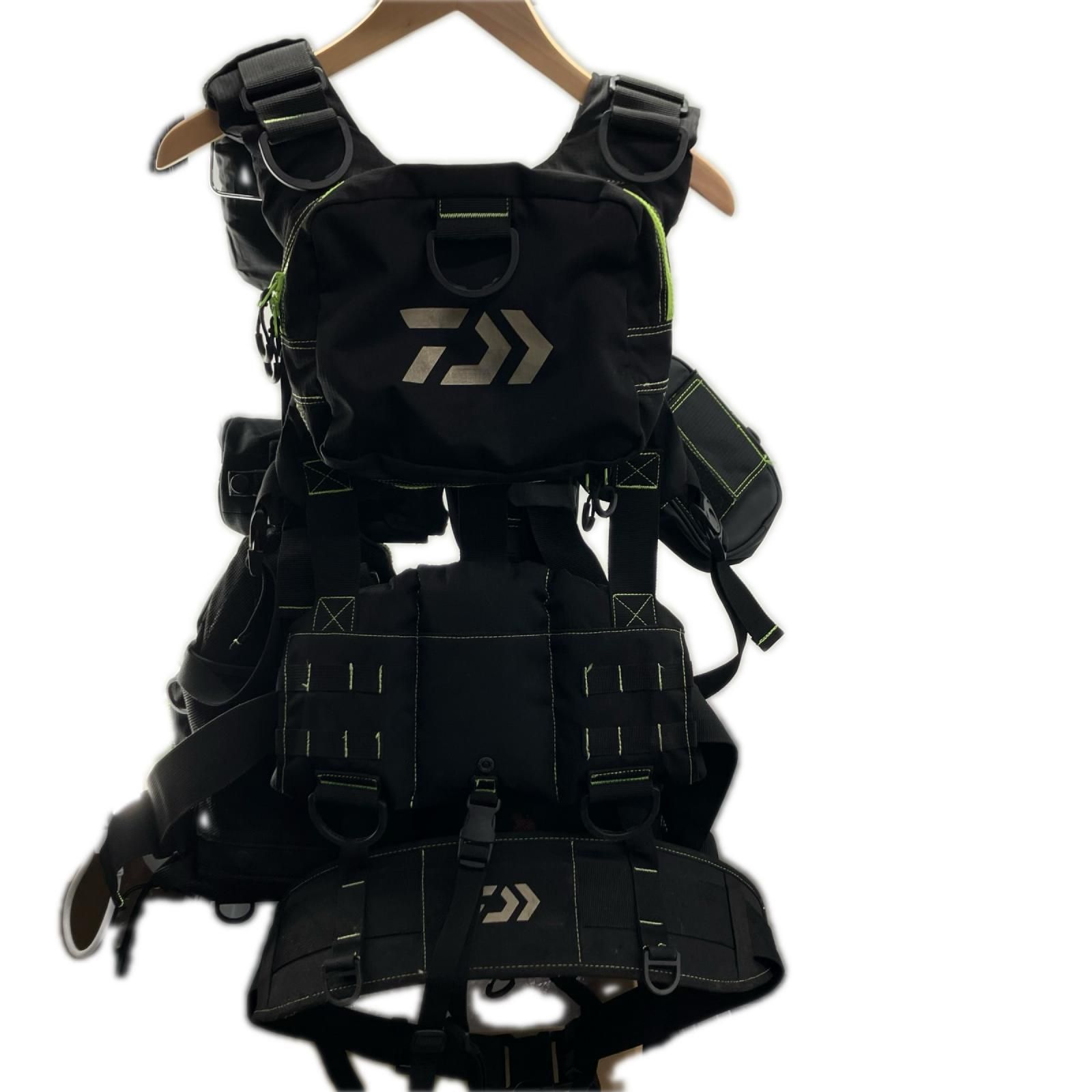 ダイワ 釣り服飾 フローティングベスト DAIWA ブラック DF-6109