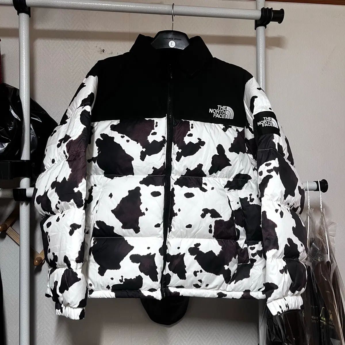 XL THE NORTH FACE ザノースフェイス ノベルティ Nuptse(ヌプシ) ダウン ジャケット Supreme シュプリーム 룩