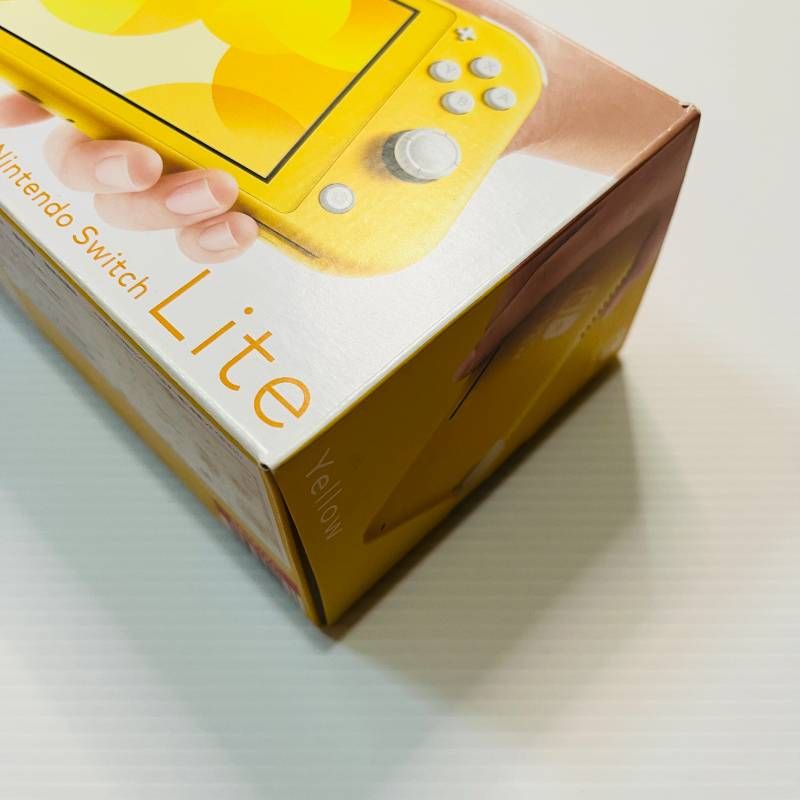Nintendo Switch Lite イエロー 箱付き 訳あり Nintendo Switch Lite