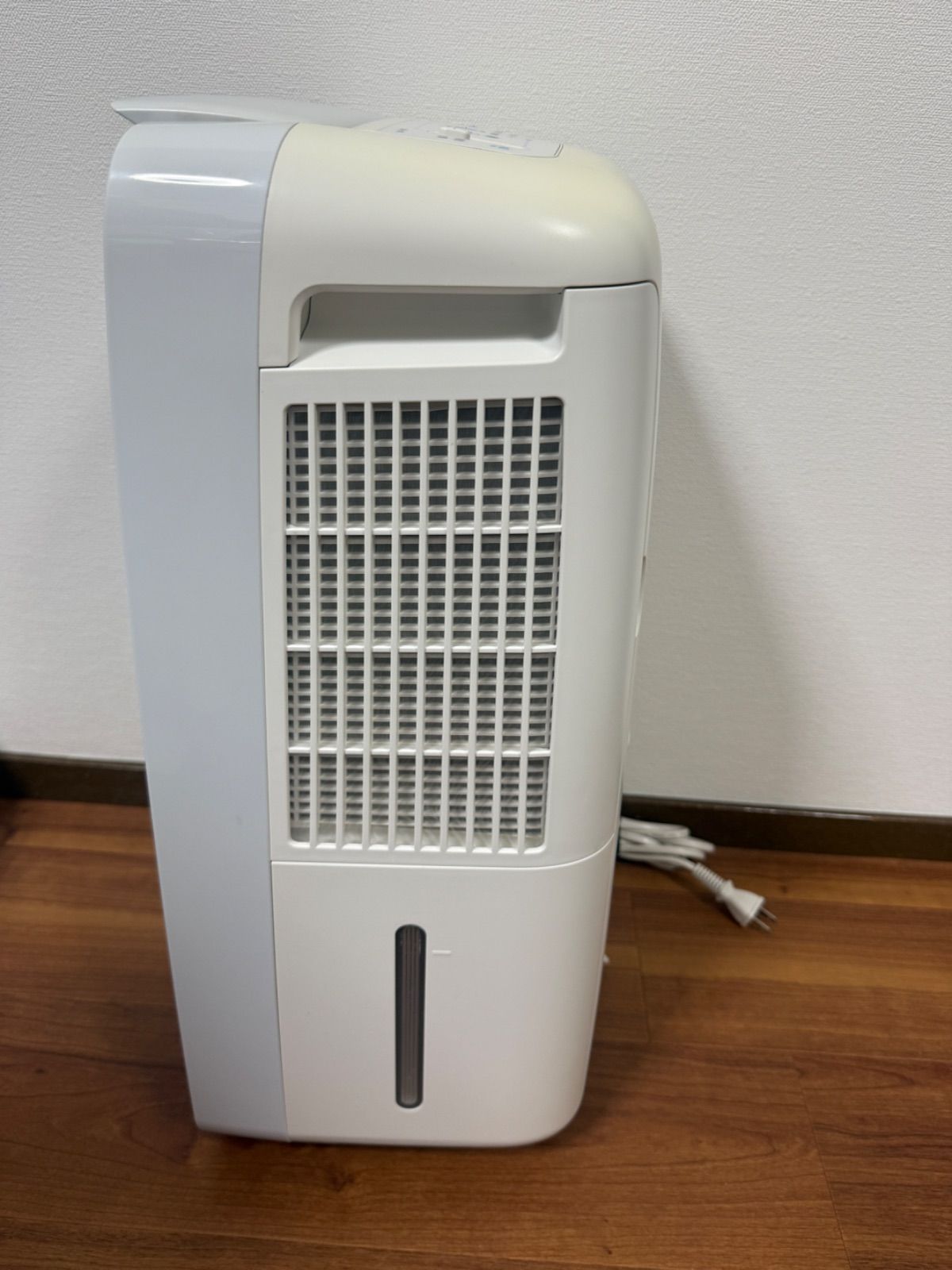SHARP除湿機CM-L100-W 2020年製 - メルカリ