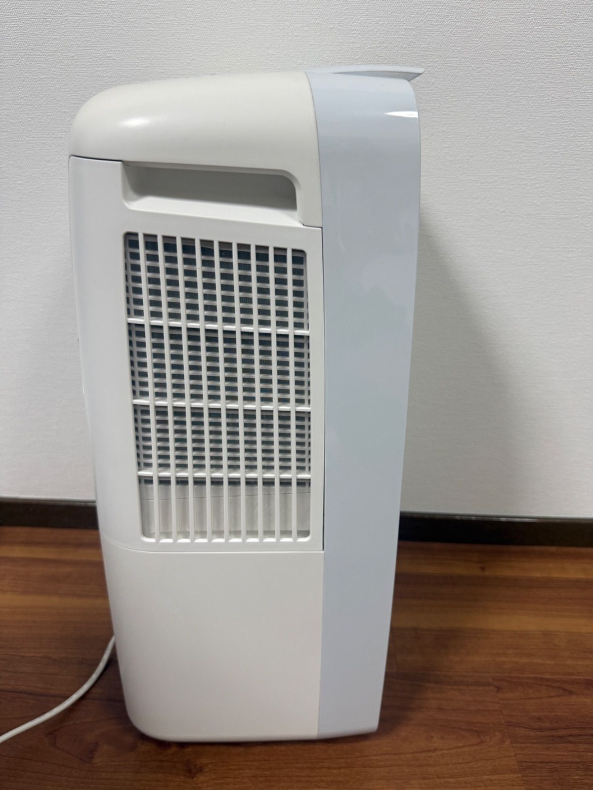 SHARP除湿機CM-L100-W 2020年製 - メルカリ