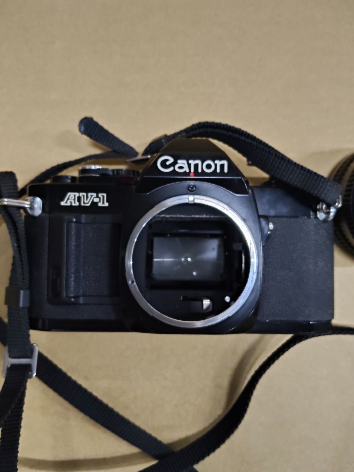 89258 EE142○【動作/精度未確認】フィルムカメラ Canon AV-1 レンズ