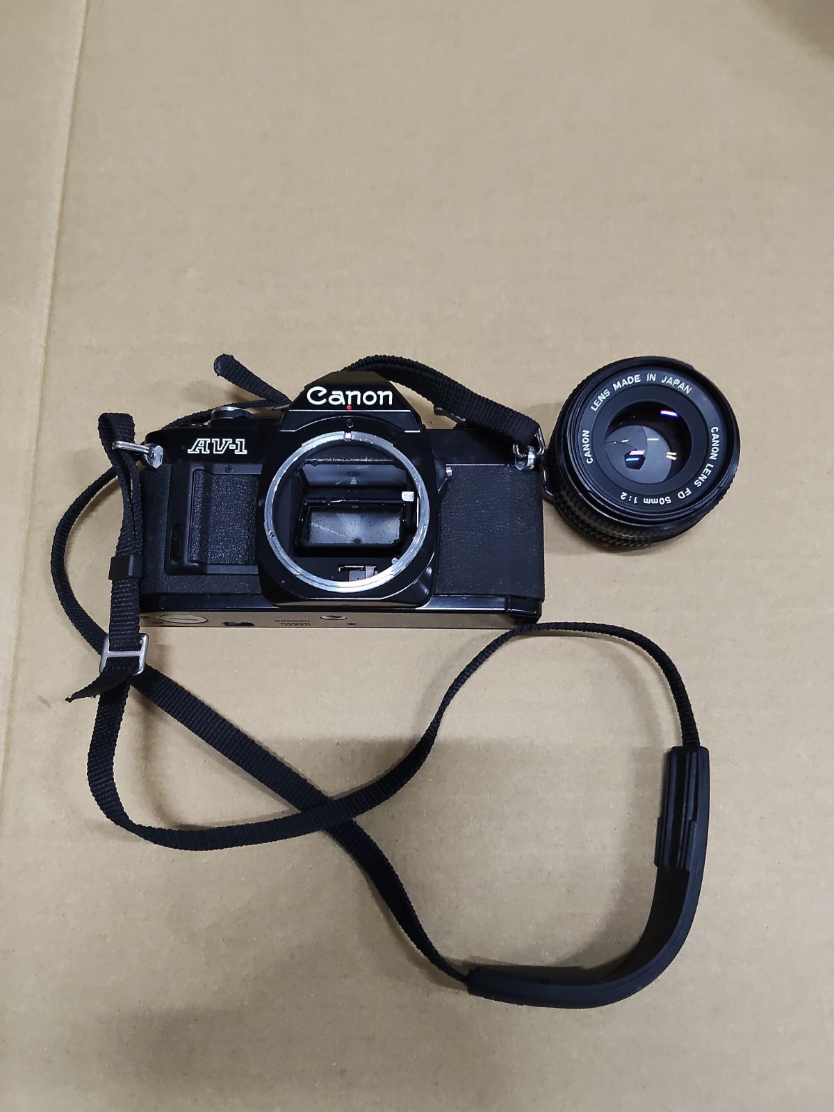 89258 EE142○【動作/精度未確認】フィルムカメラ Canon AV-1 レンズ