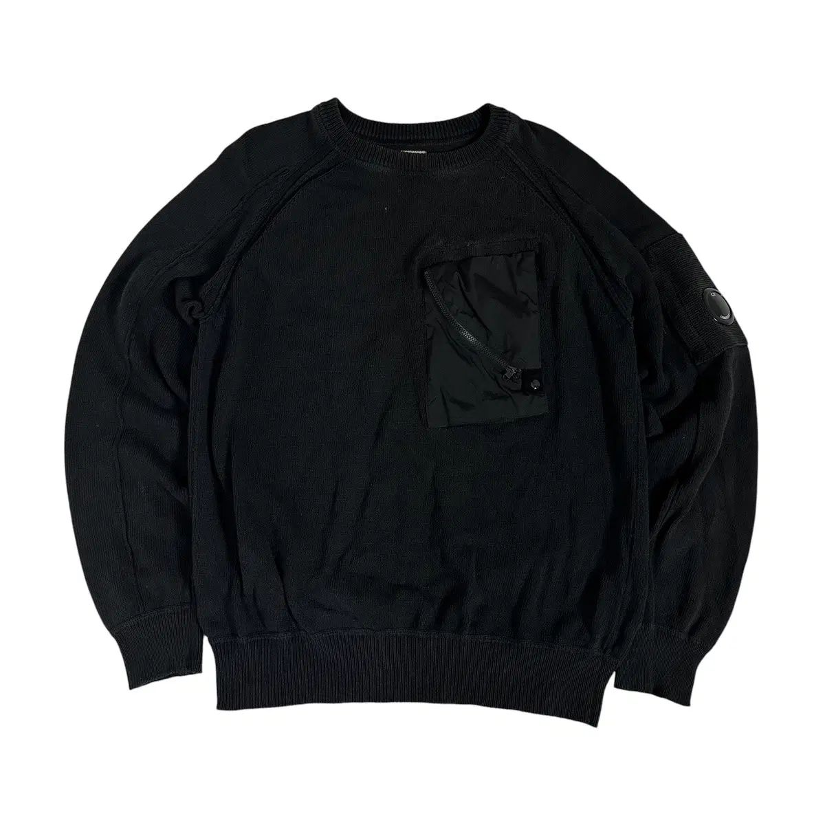 C.P. COMPANY シーピーカンパニー レンズ ポケット ワッペン ニット 11,240円