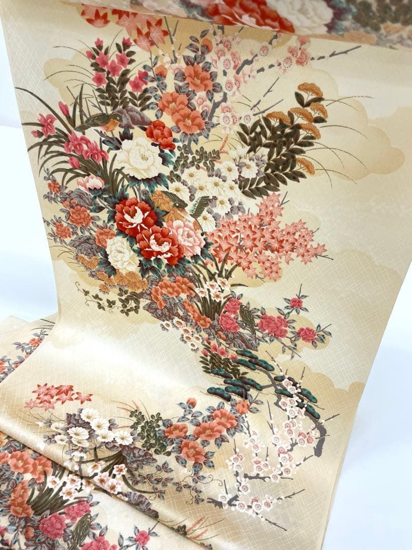 小紋 紋意匠 金彩 四季の花 正絹 反物 T9833 - メルカリ