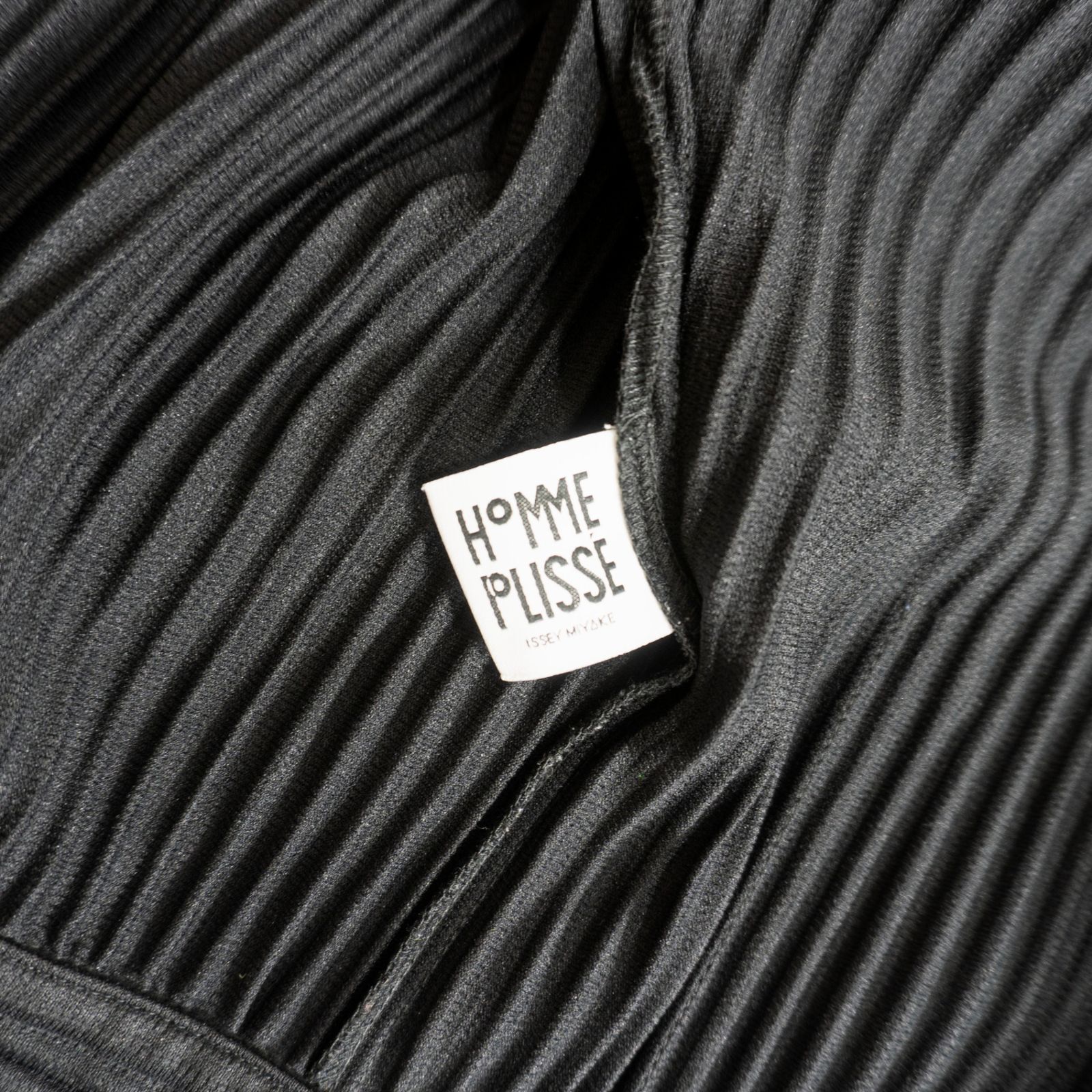 美品】 HOMME PLISSE ISSEY MIYAKE【プリーツ ジャケット】2 ブラック