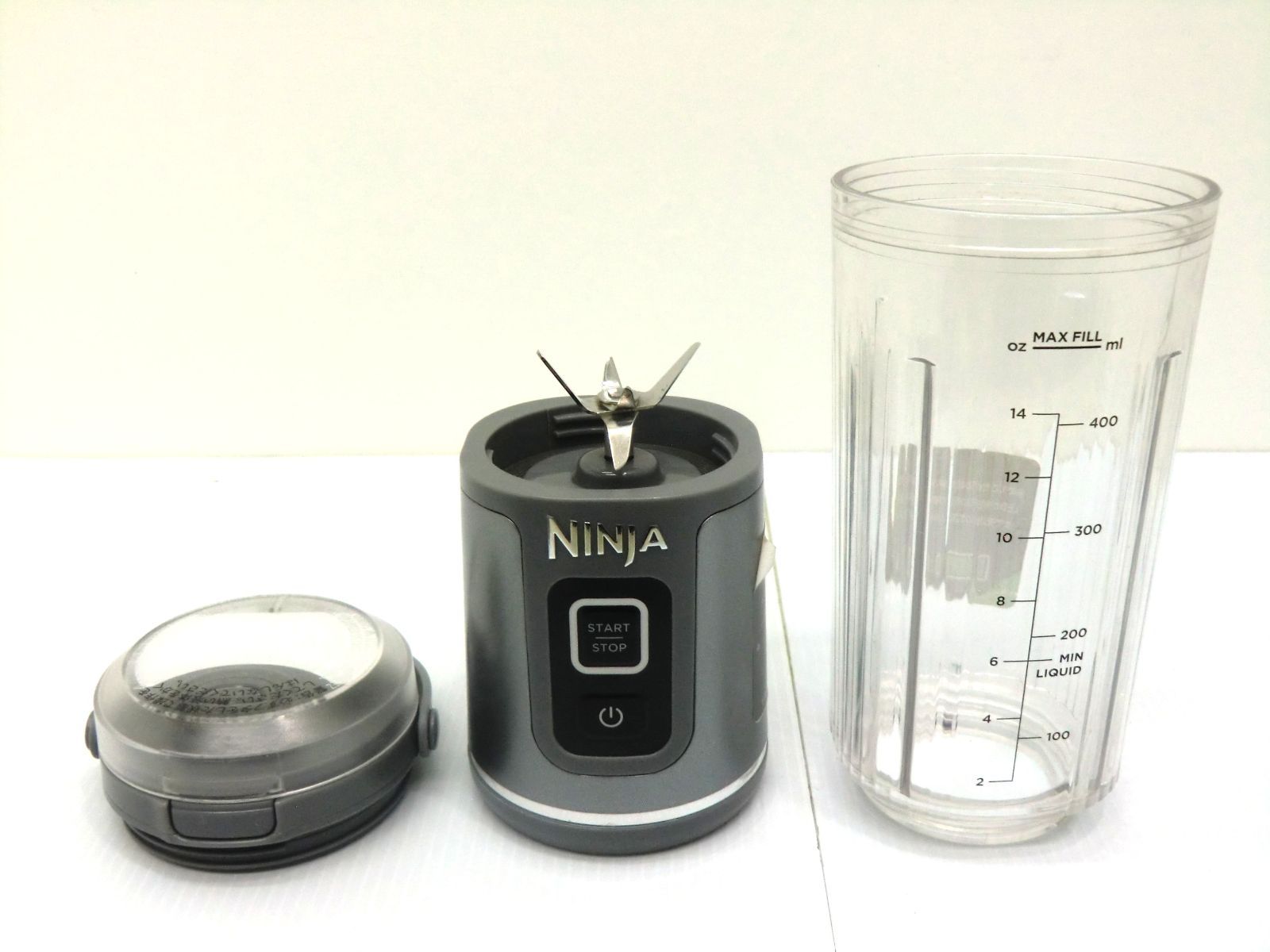 美品】NINJA BLAST ブラスト コードレスミキサー 530ml SharkNinja