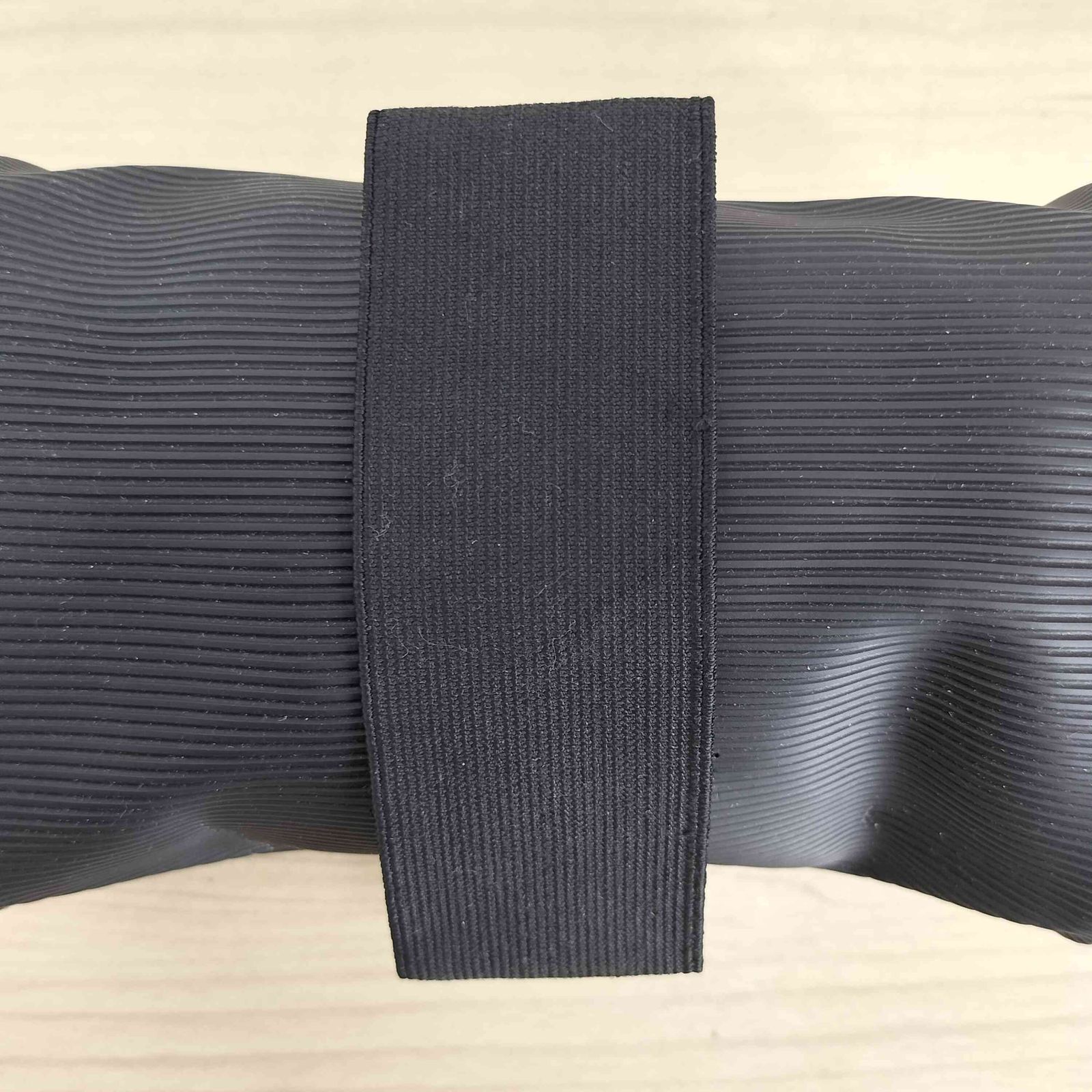 イッセイミヤケ ISSEY MIYAKE ISSEY SKYLINE ウエスト ポーチ メンズ